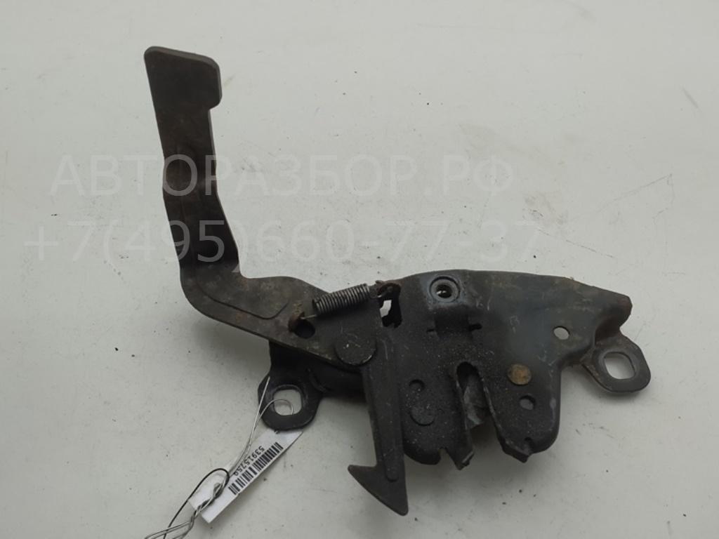 Замок капота