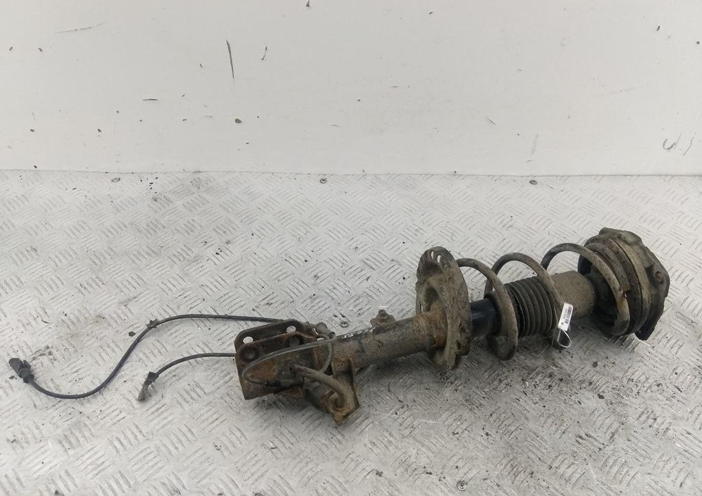 Амортизатор передний правый