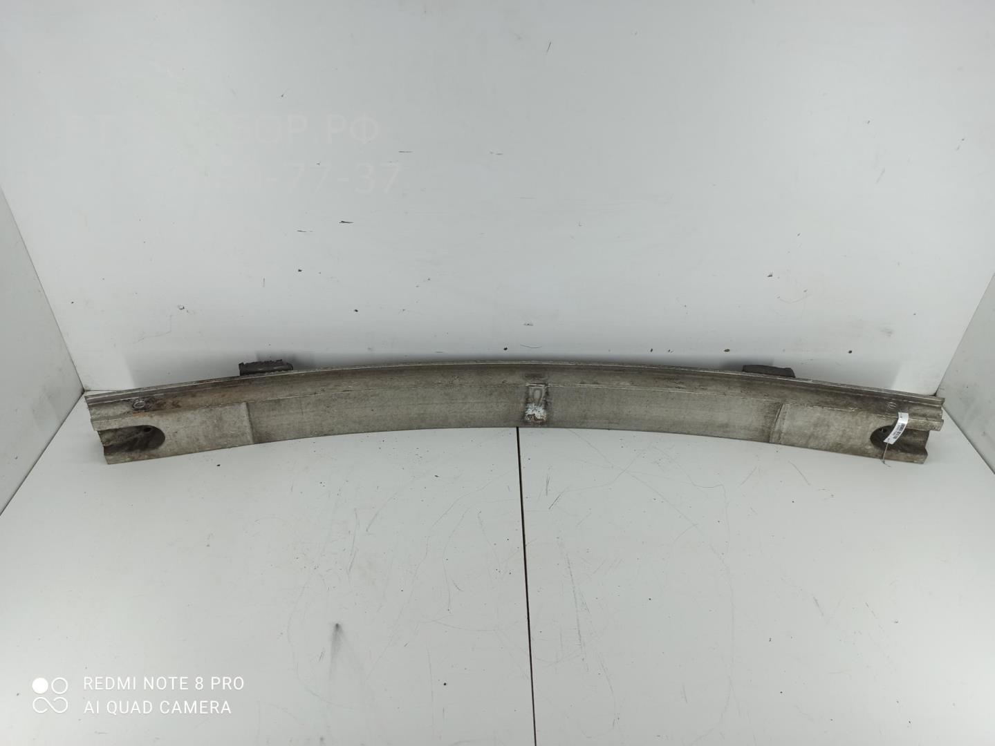 Усилитель переднего бампера