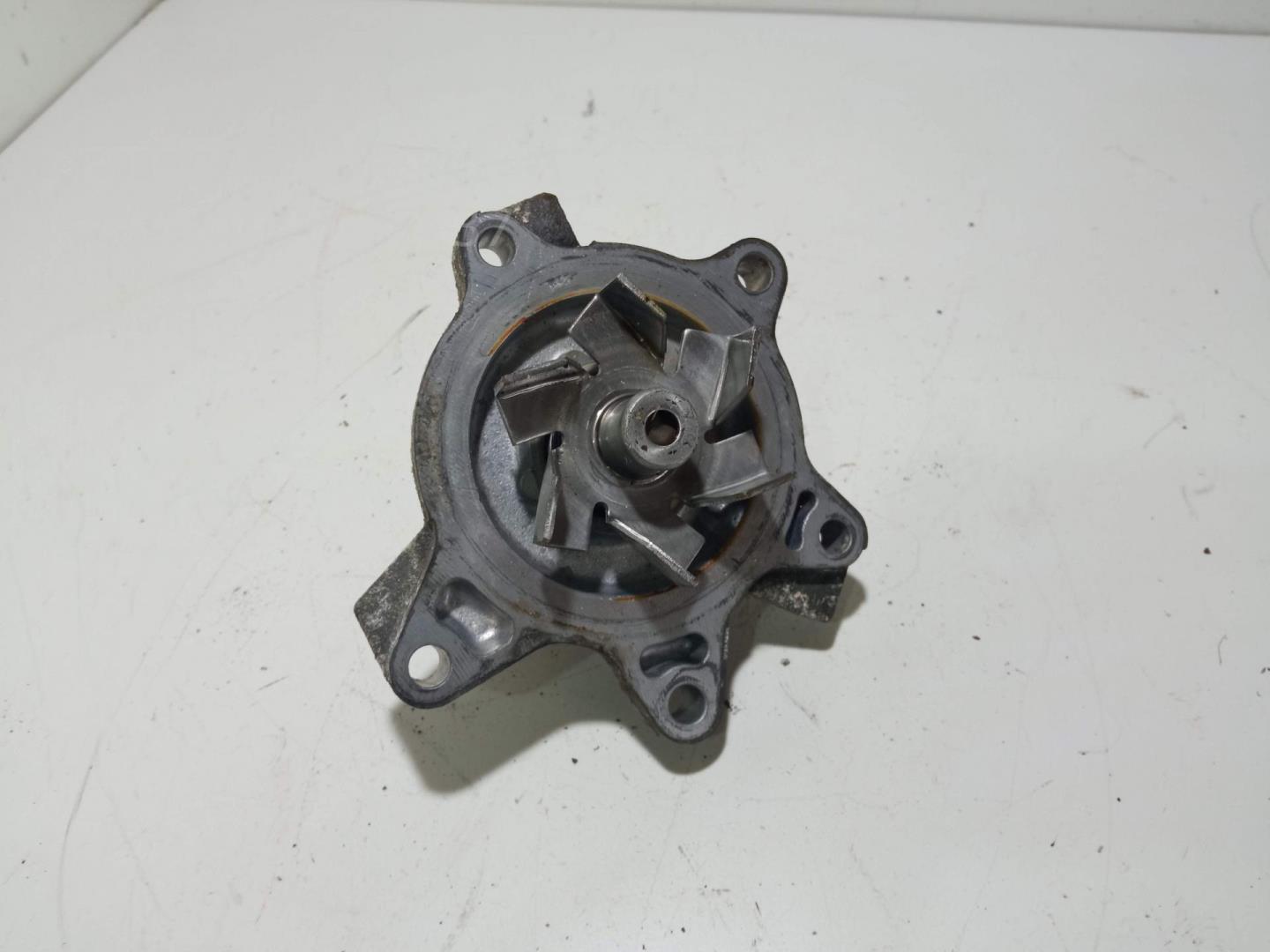 Насос водяной (помпа)