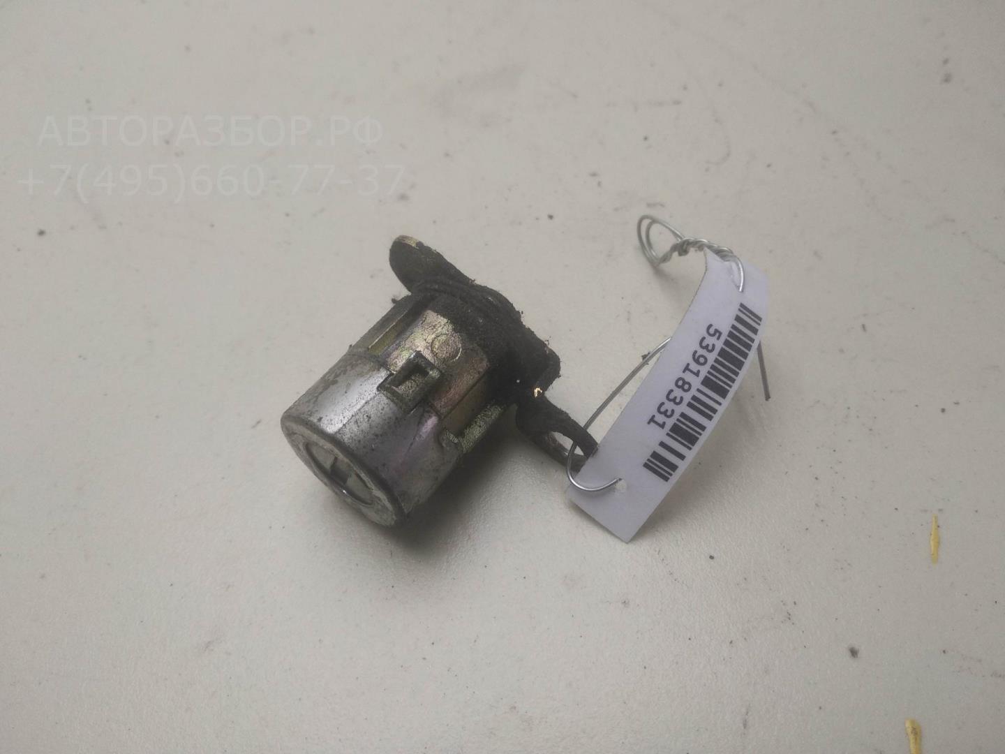 Вставка замка двери