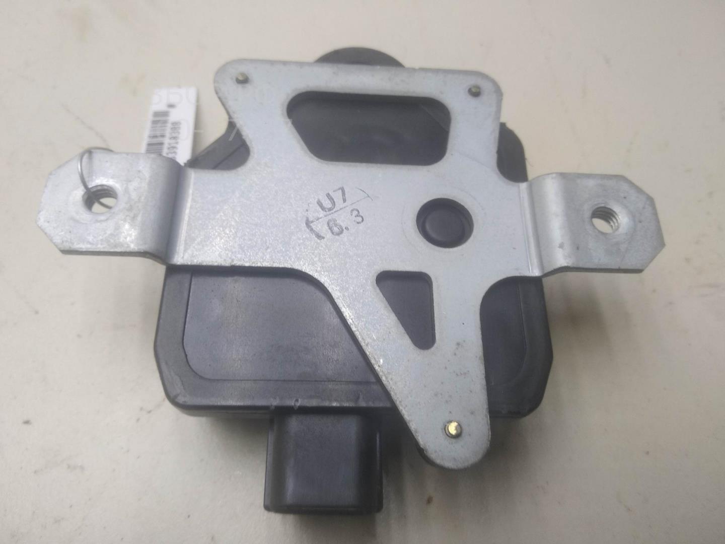 Активатор замка багажника