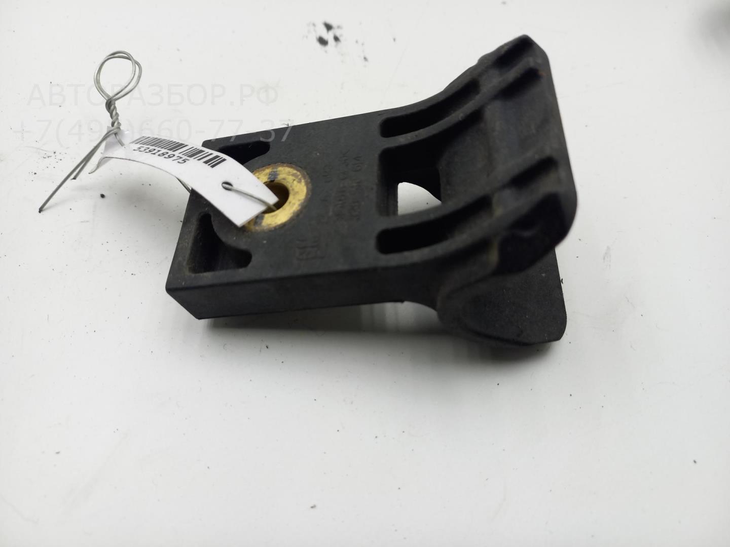 Кронштейн радиатора