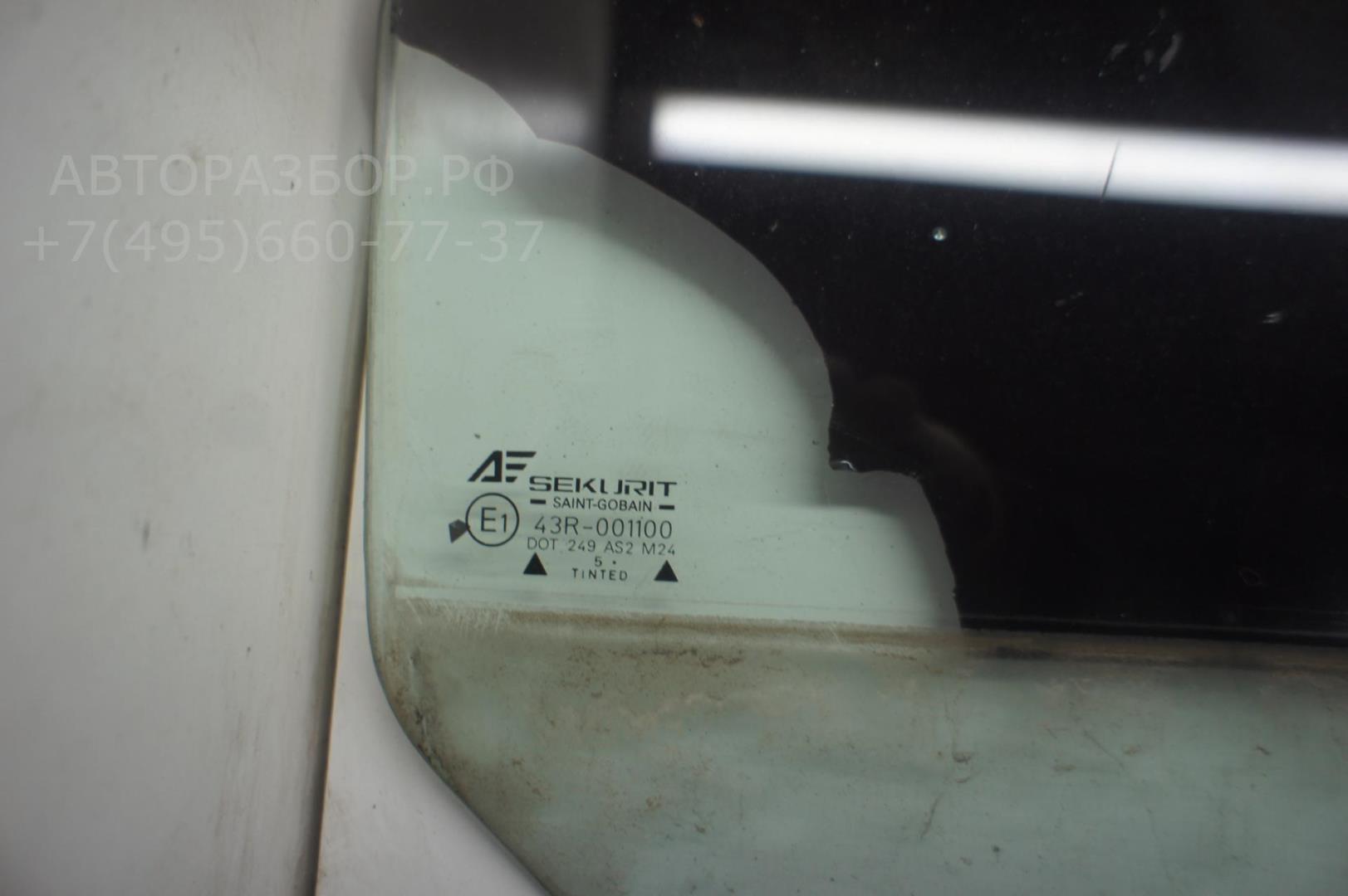 Стекло двери задней правой