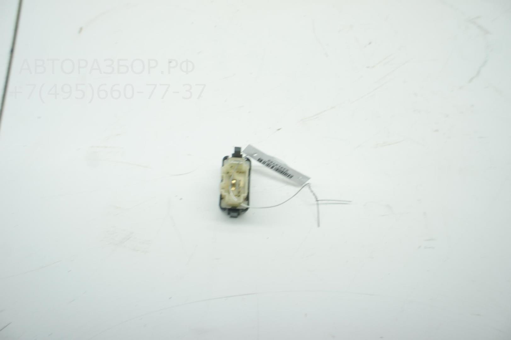 Кнопка стеклоподъемника