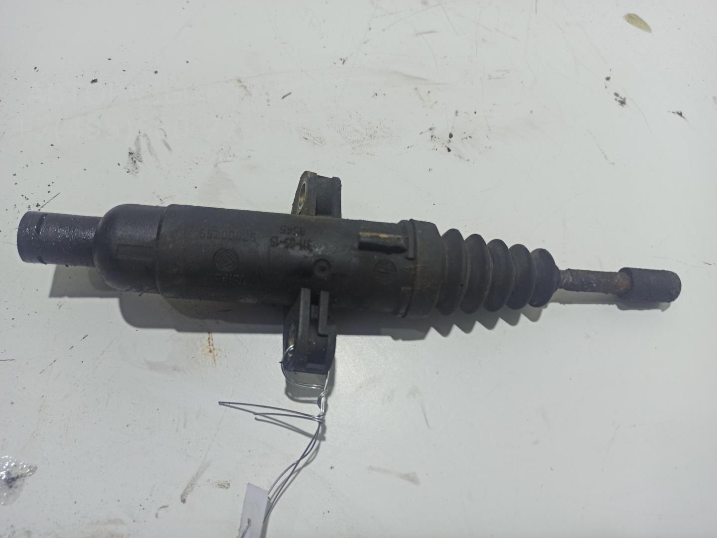 Цилиндр сцепления рабочий