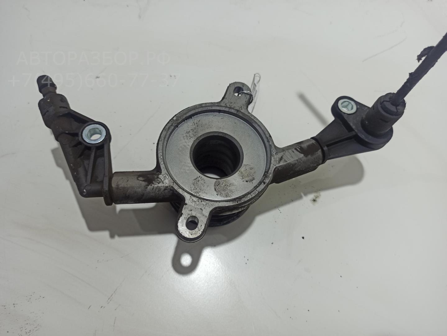 Цилиндр сцепления рабочий