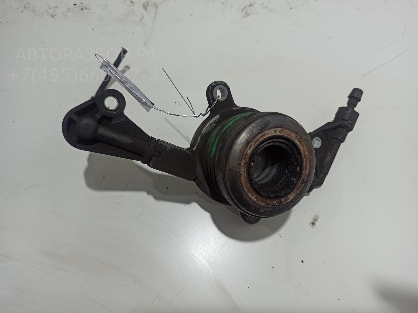 Цилиндр сцепления рабочий