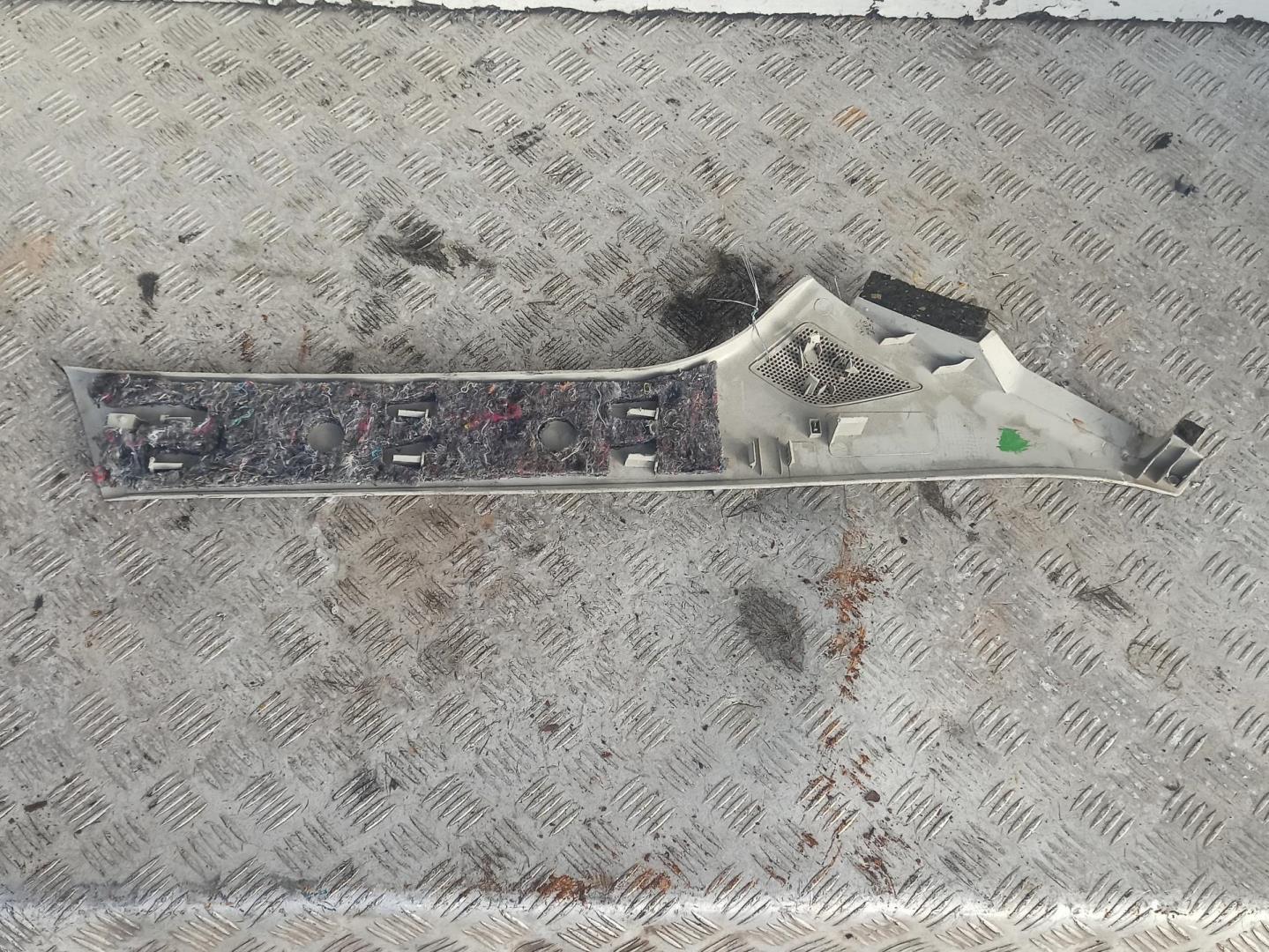 Обшивка стойки