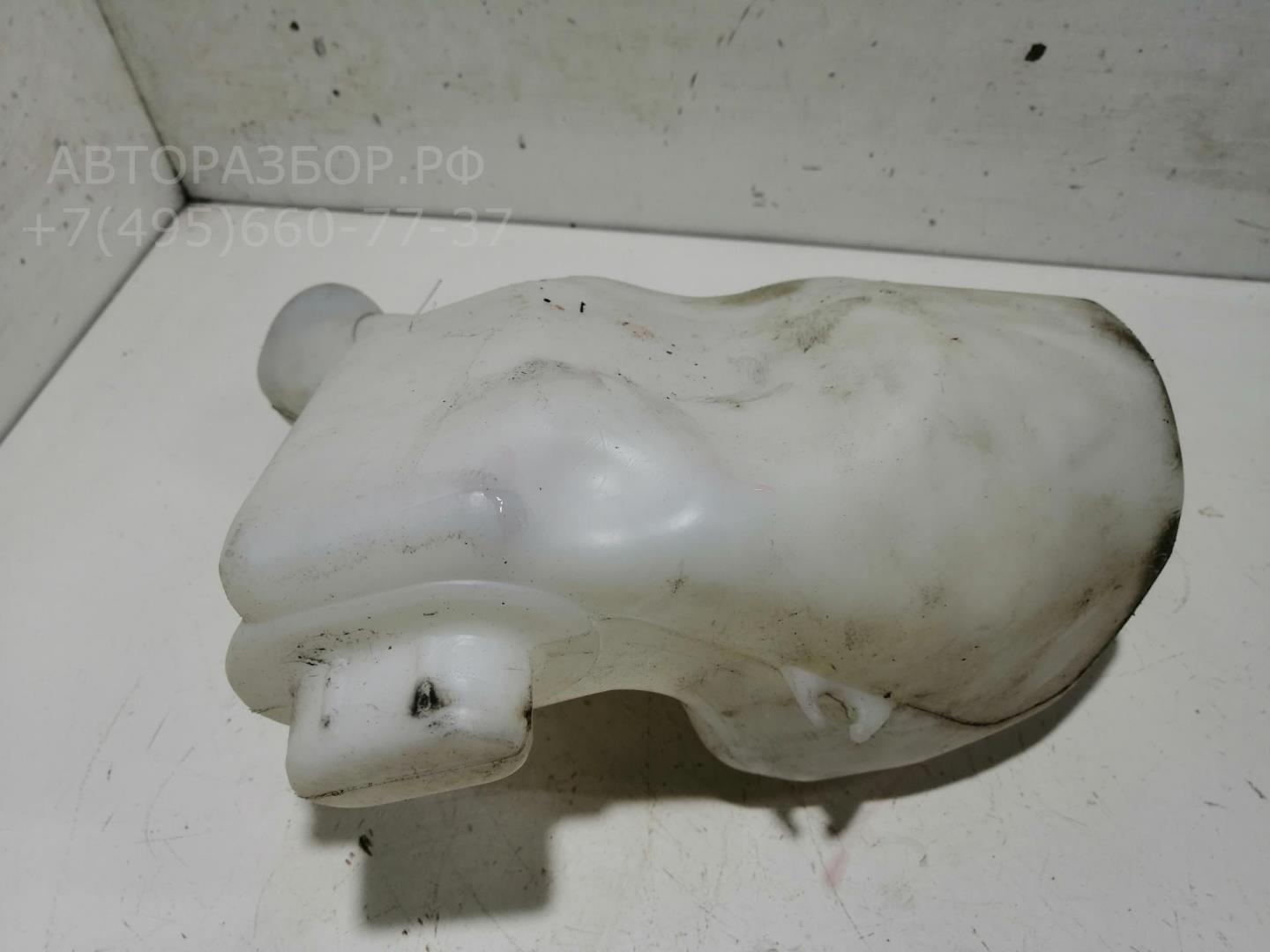 Бачок омывателя лобового стекла