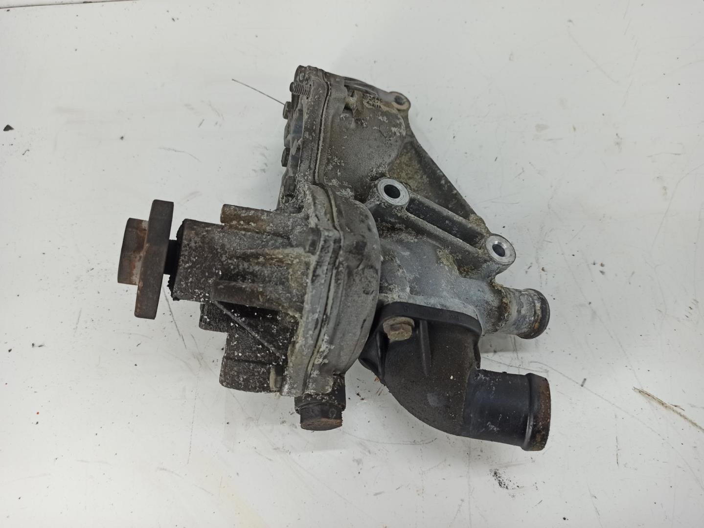 Насос водяной (помпа)