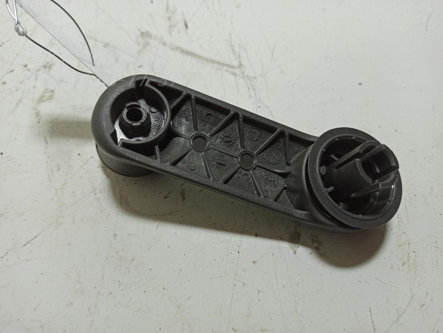 Ручка стеклоподъемника