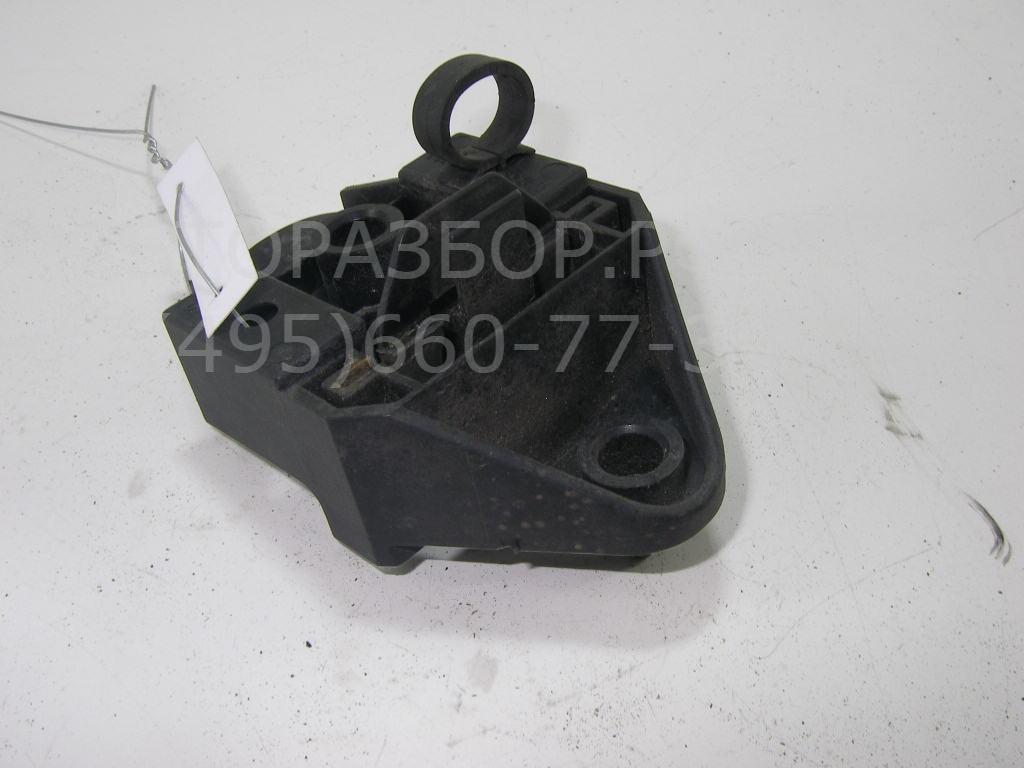 Кронштейн радиатора