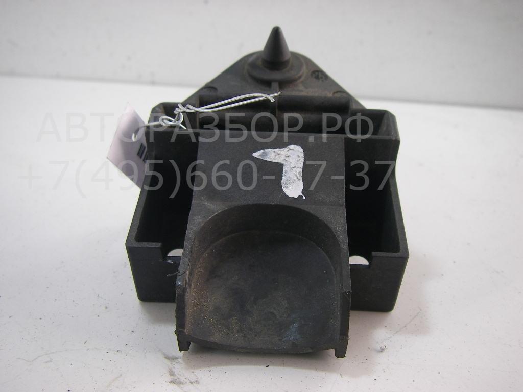 Кронштейн радиатора