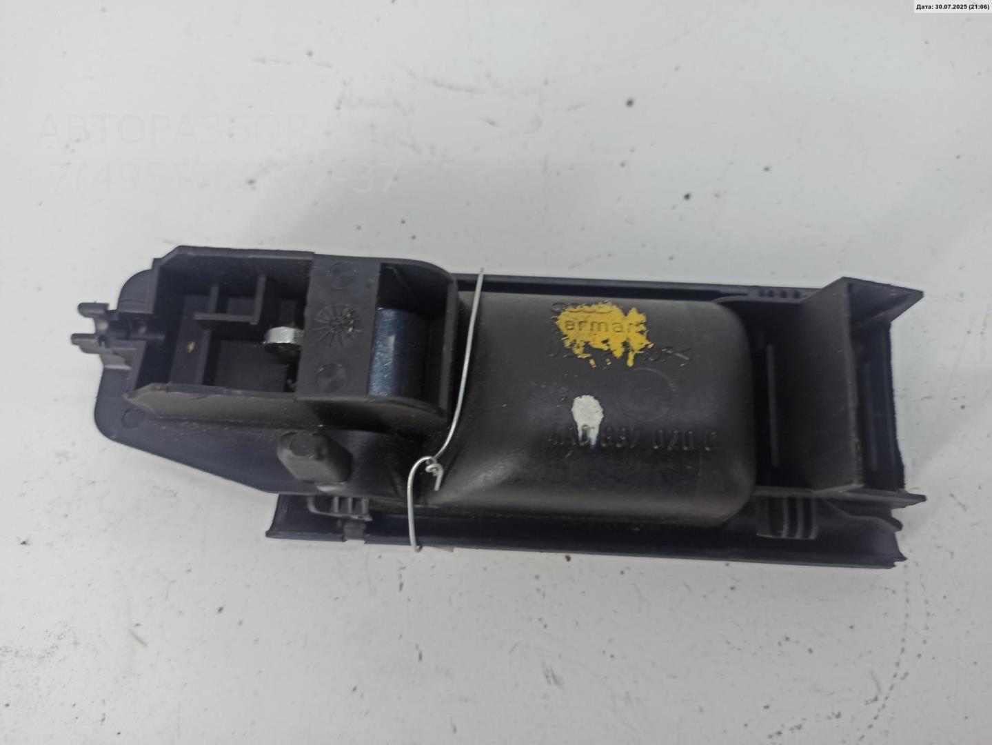 Ручка двери передней внутренняя правая