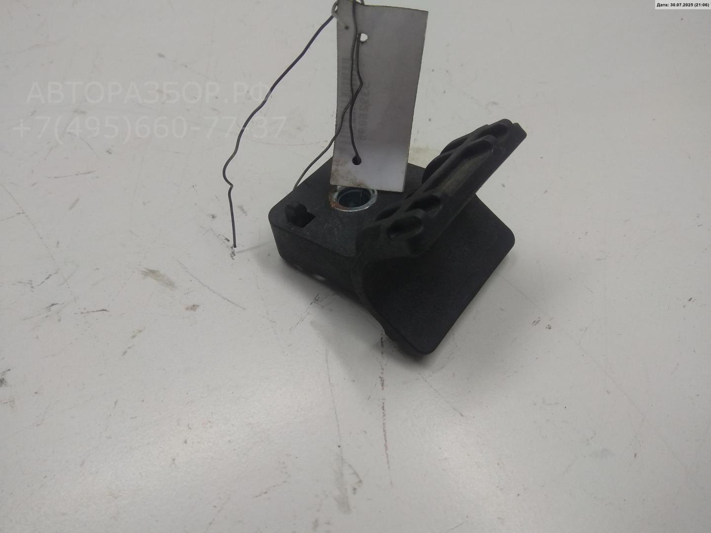 Кронштейн радиатора