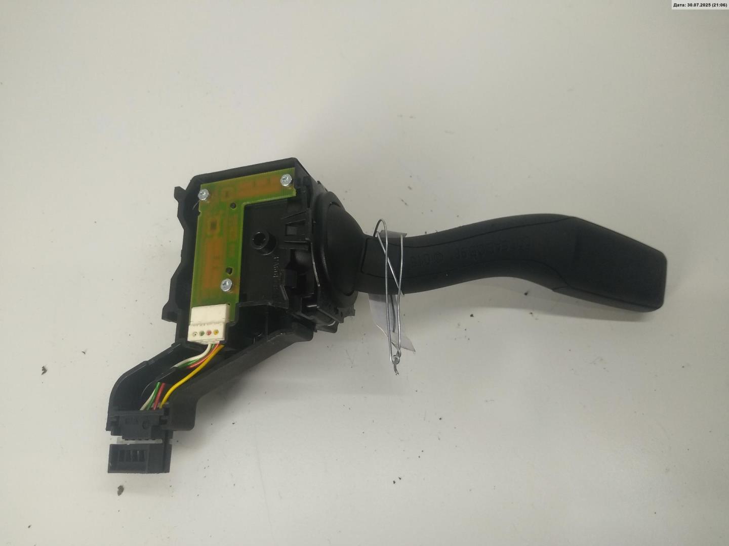 Переключатель поворотов подрулевой