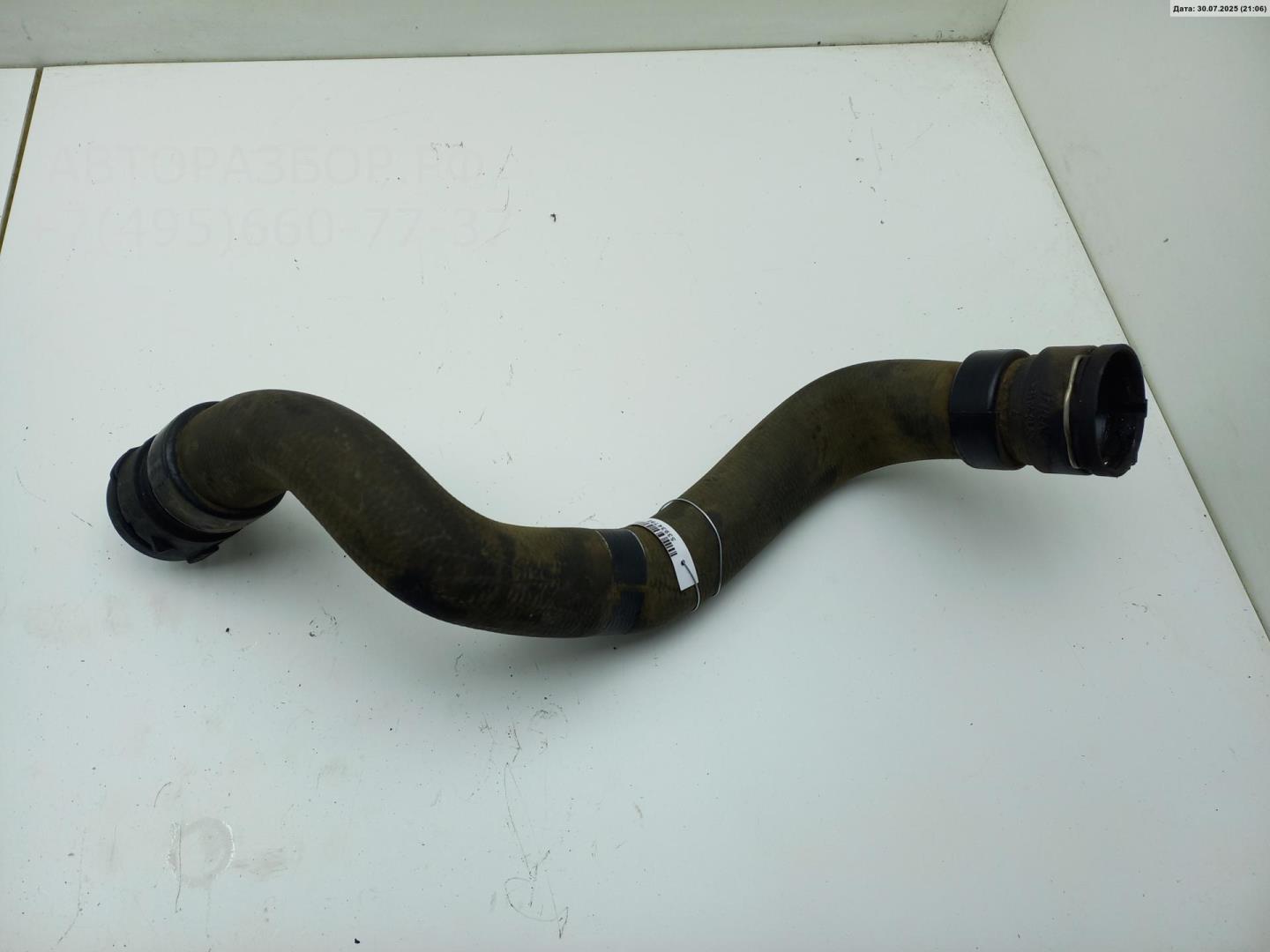 Патрубок радиатора