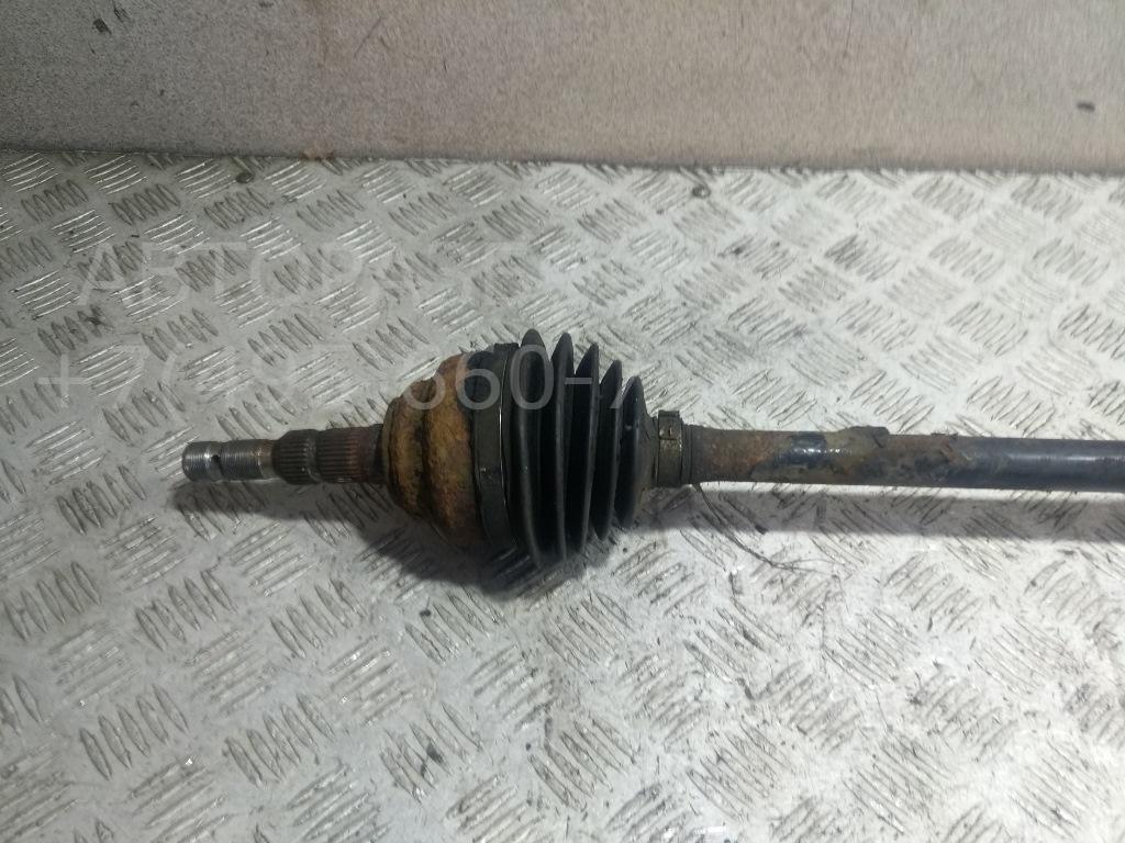 Полуось передняя правая