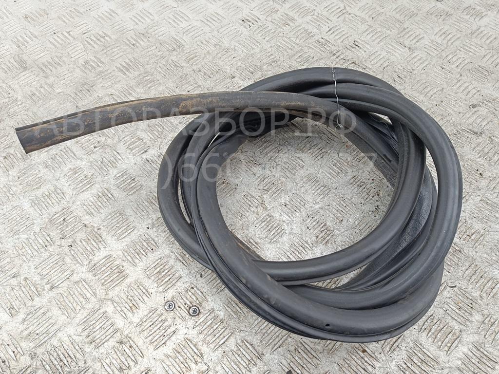 Уплотнитель двери