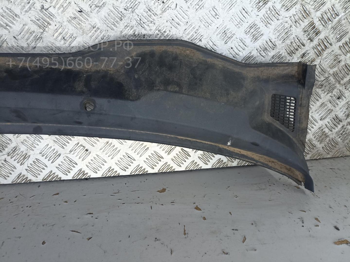 Решетка стеклоочистителей (Жабо)