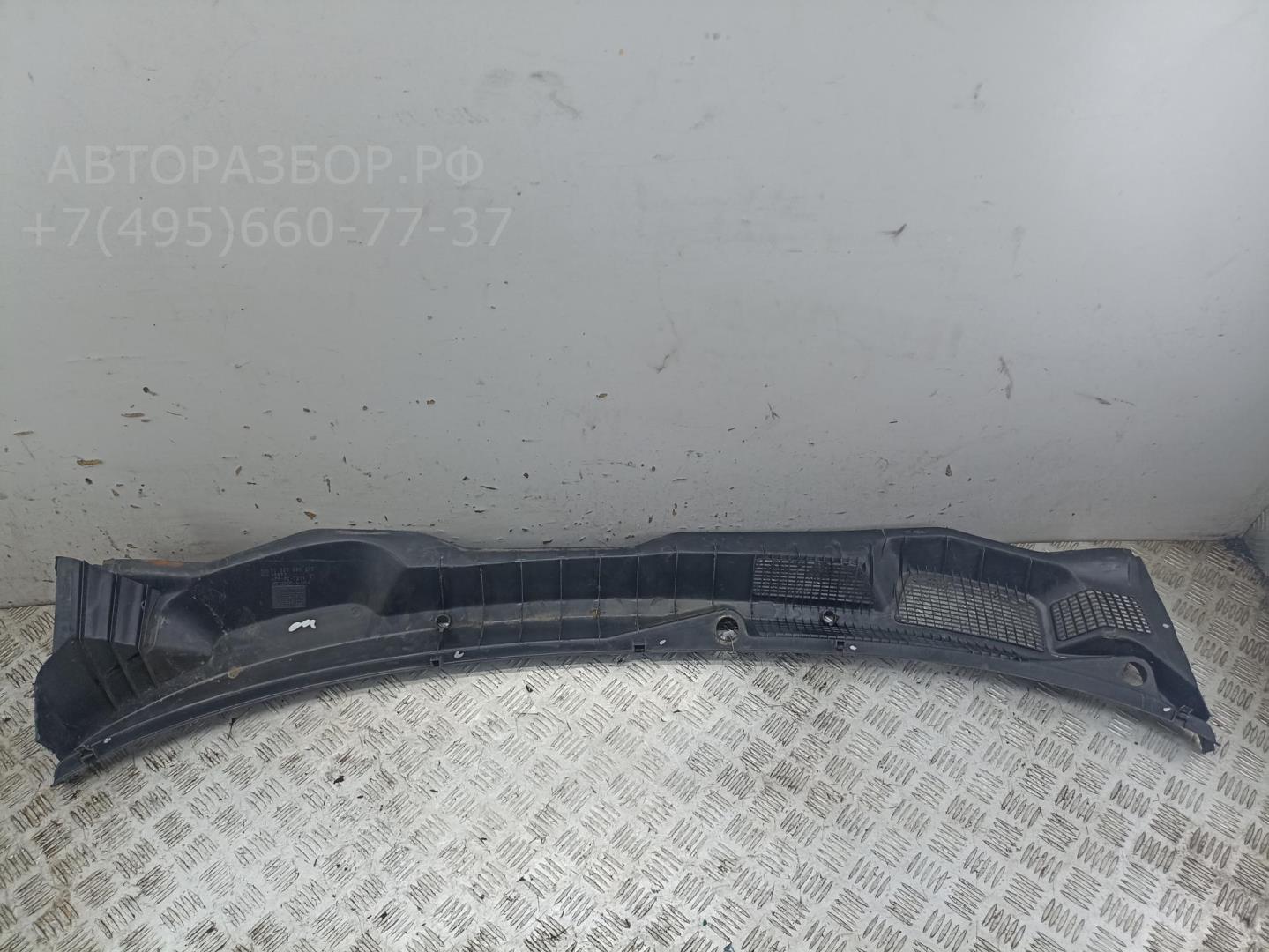 Решетка стеклоочистителей (Жабо)