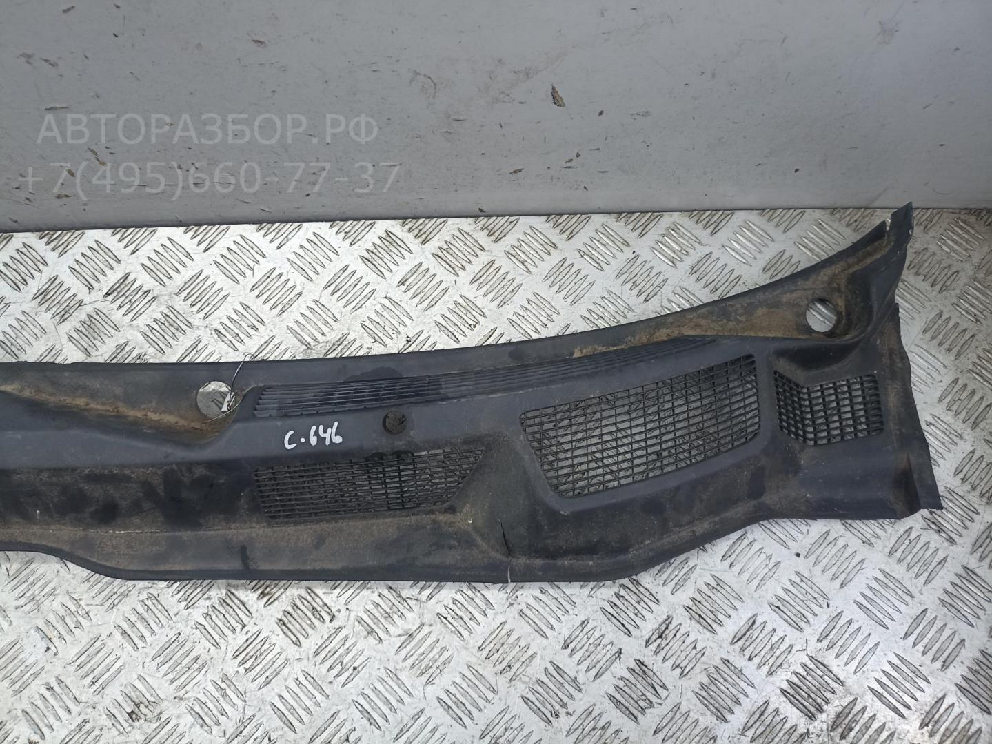 Решетка стеклоочистителей (Жабо)