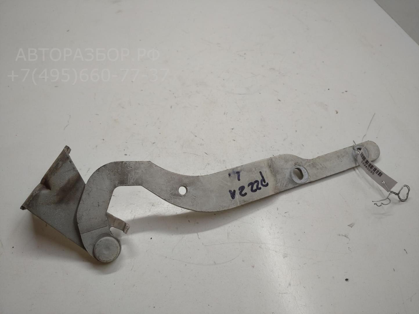 Петля капота левая