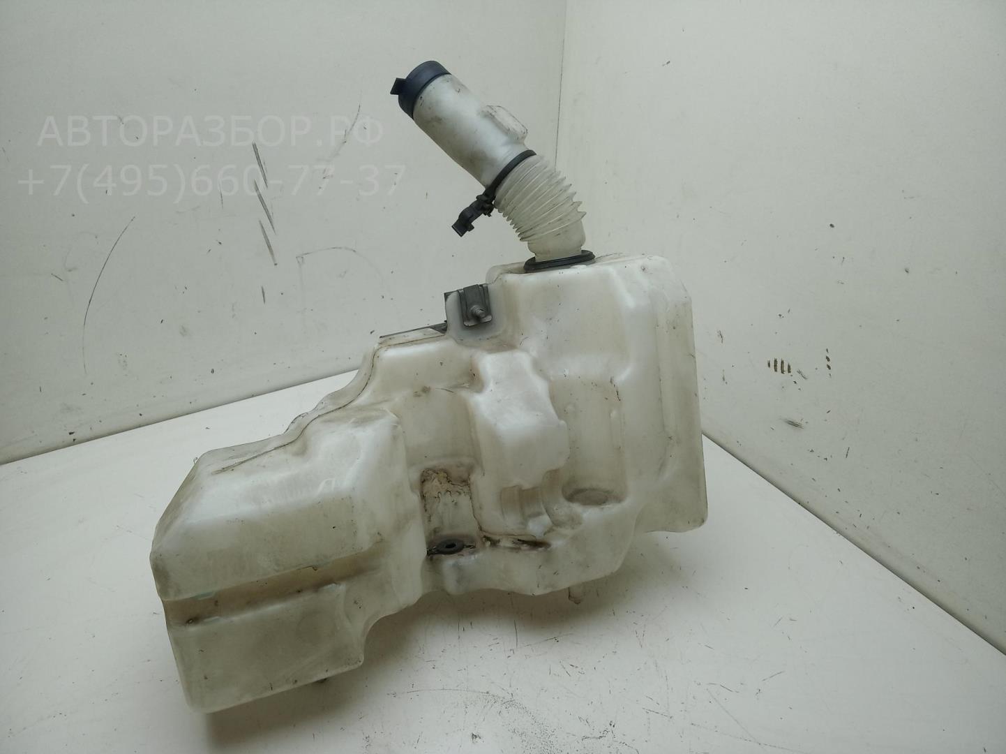 Бачок омывателя лобового стекла