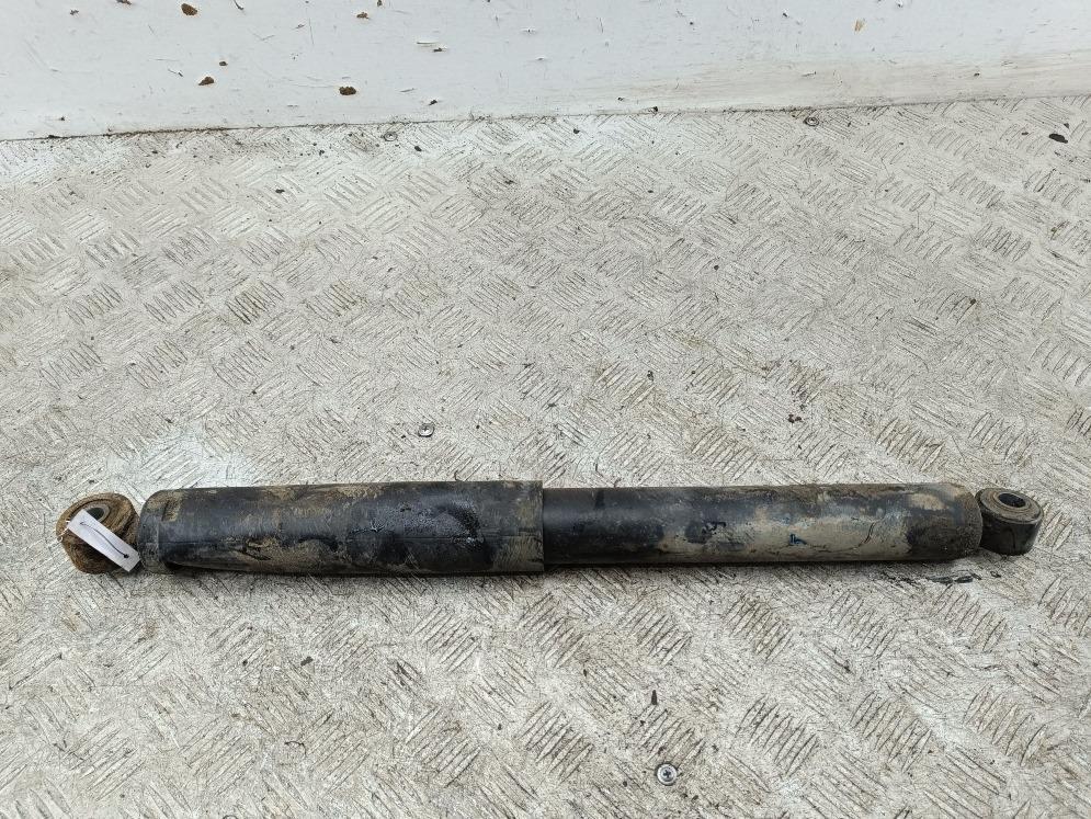 Амортизатор задний правый