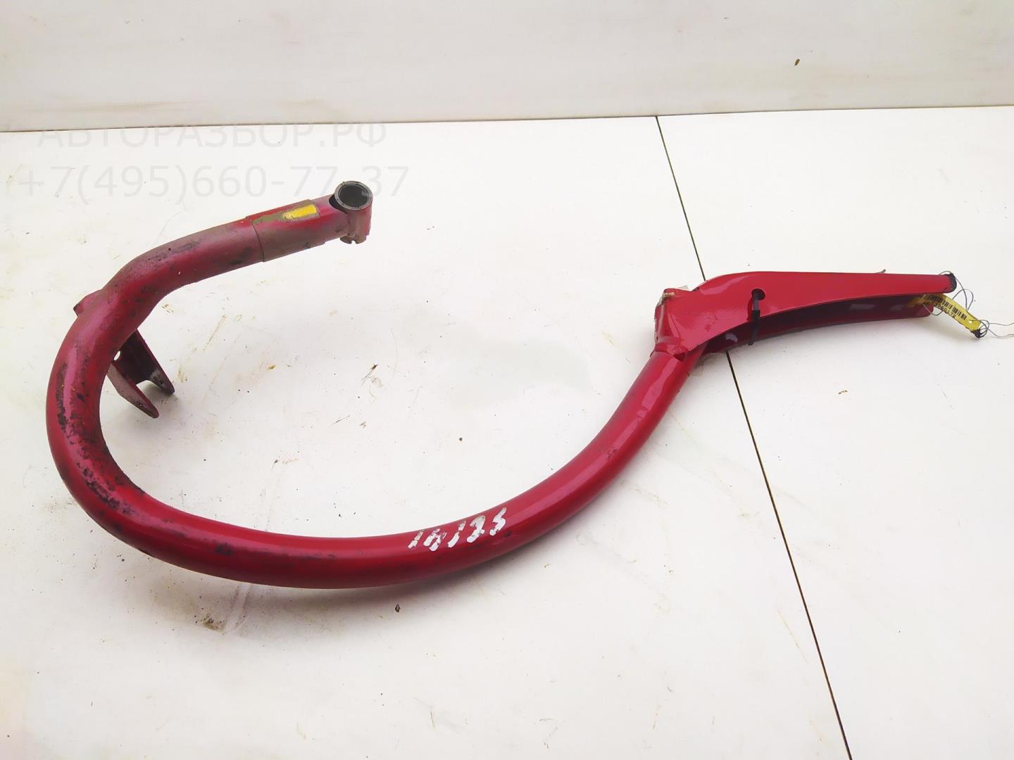 Петля крышки багажника