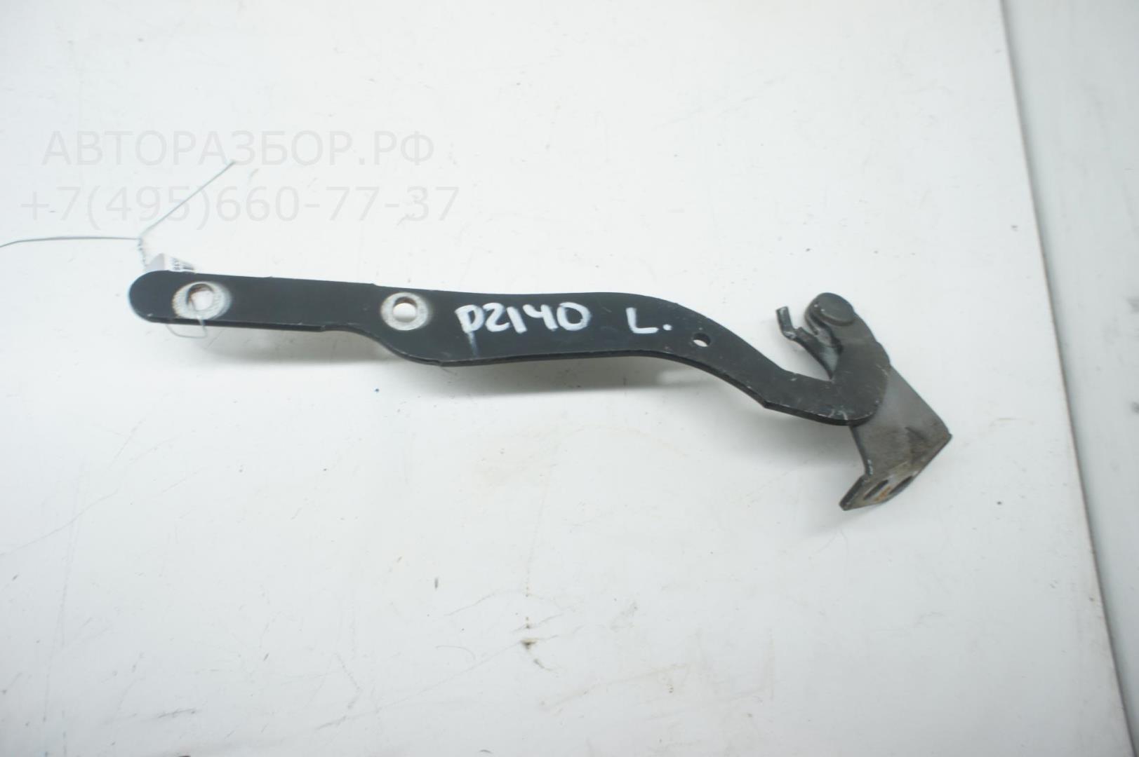 Петля капота левая