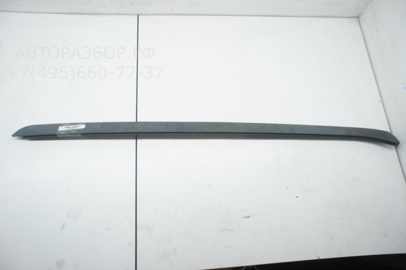 Молдинг лобового стекла
