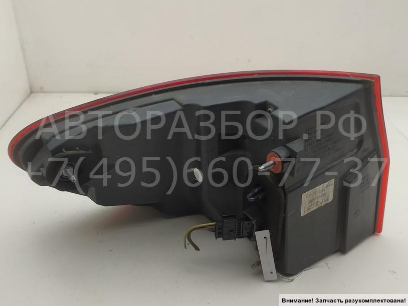 Фонарь задний правый