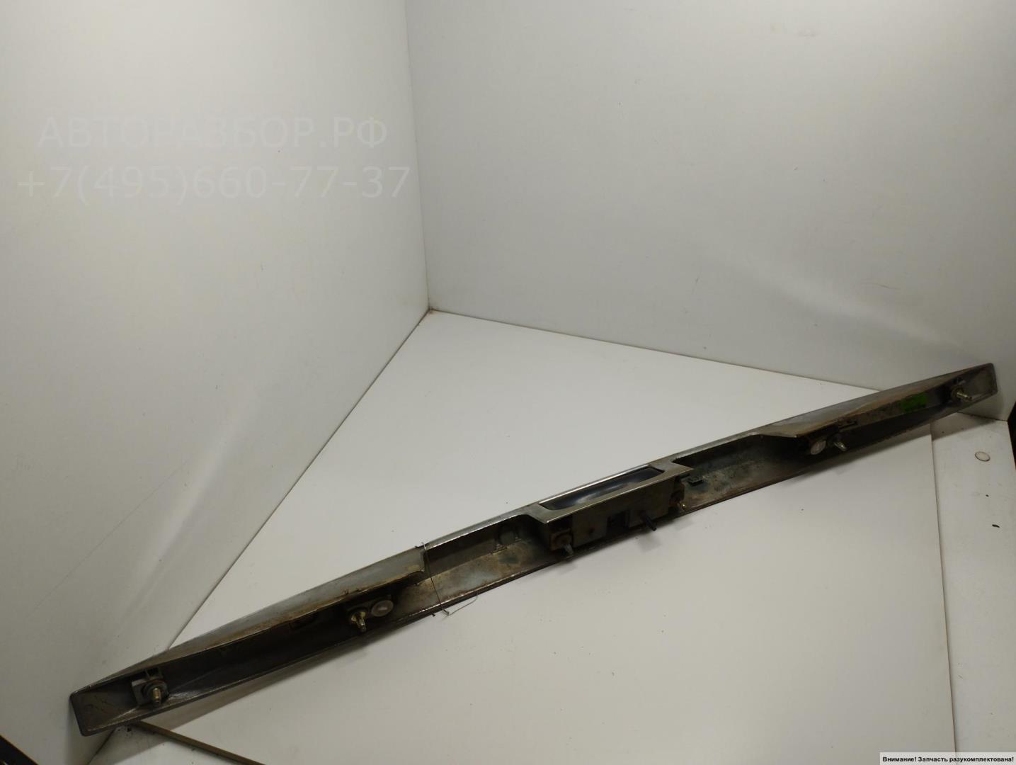 Накладка крышки багажника