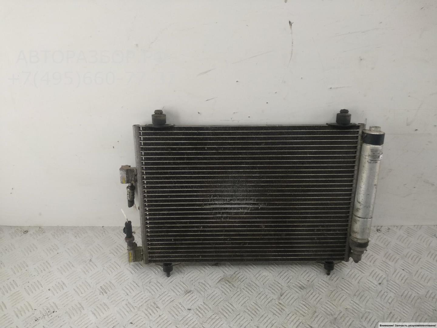 Радиатор кондиционера / конденсер