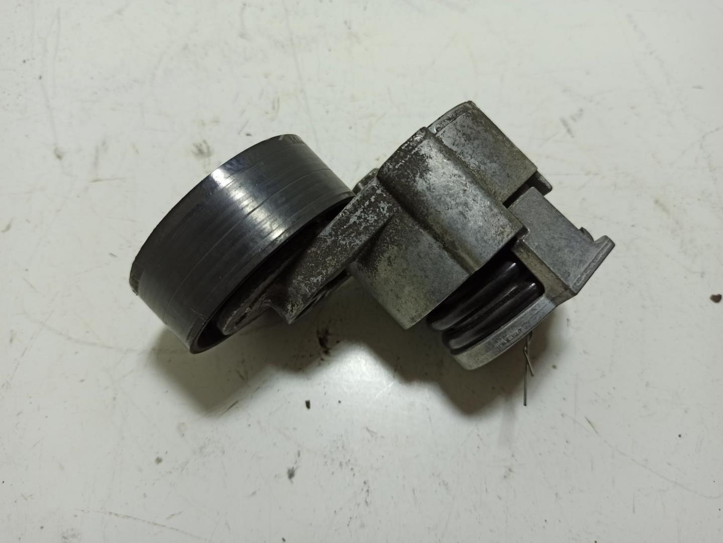 Механизм натяжения ремня ГРМ