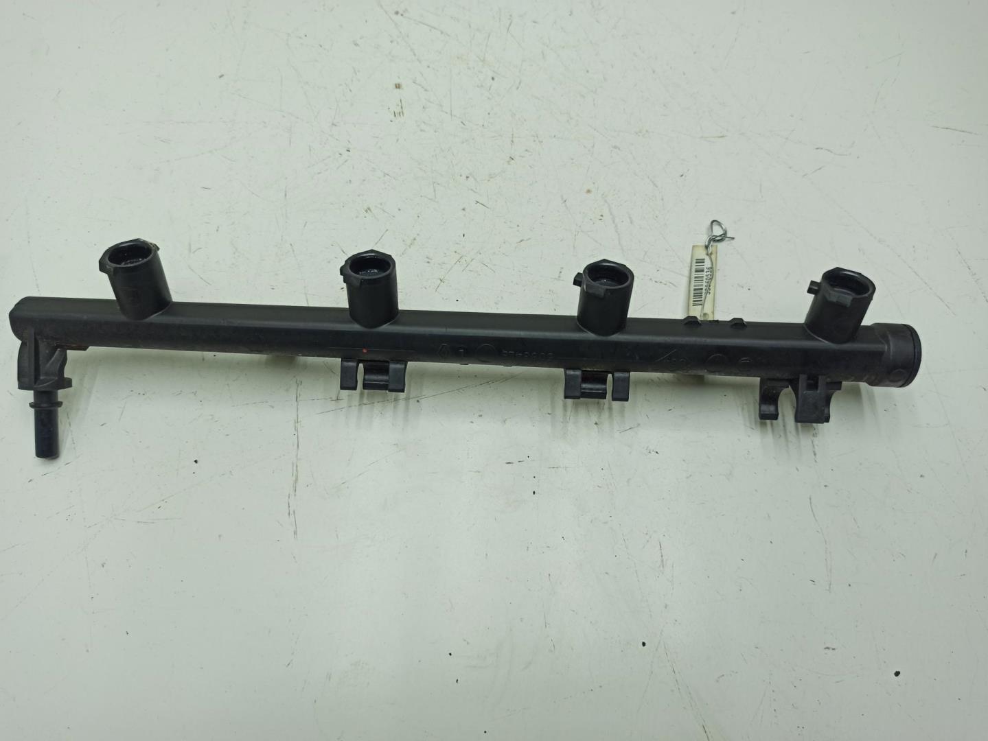 Рейка топливная (рампа)