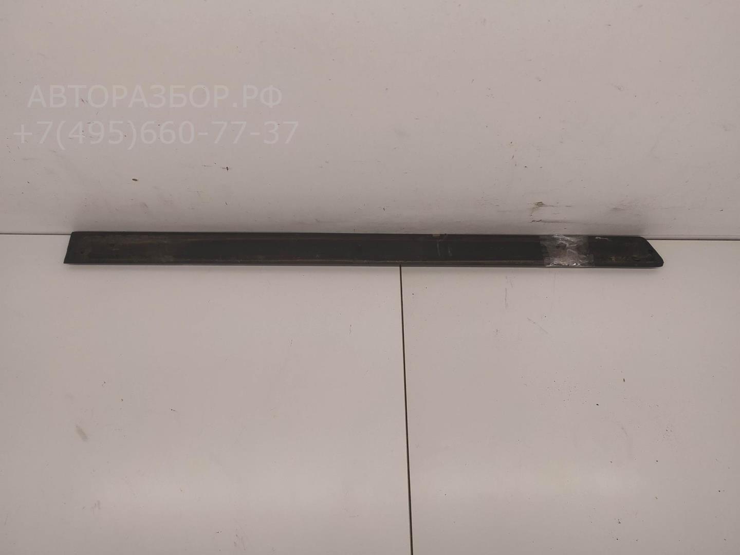 Накладка двери задней левой