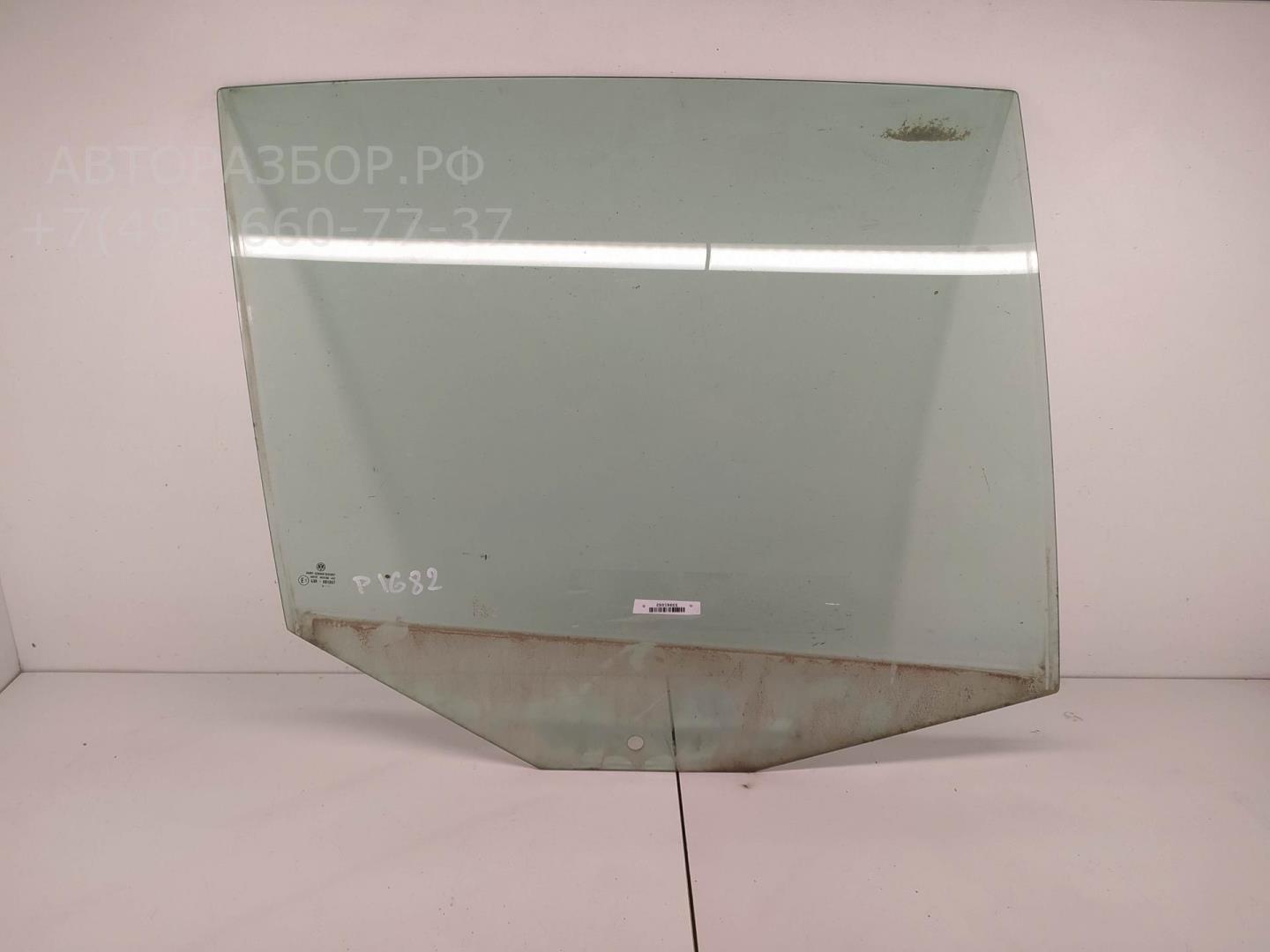 Стекло двери задней правой