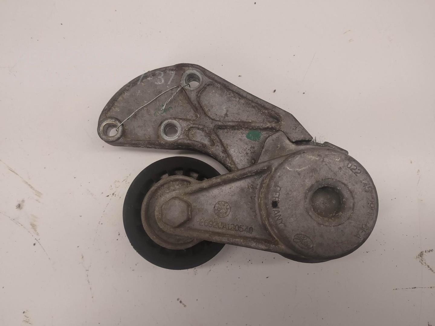 Механизм натяжения ремня ГРМ