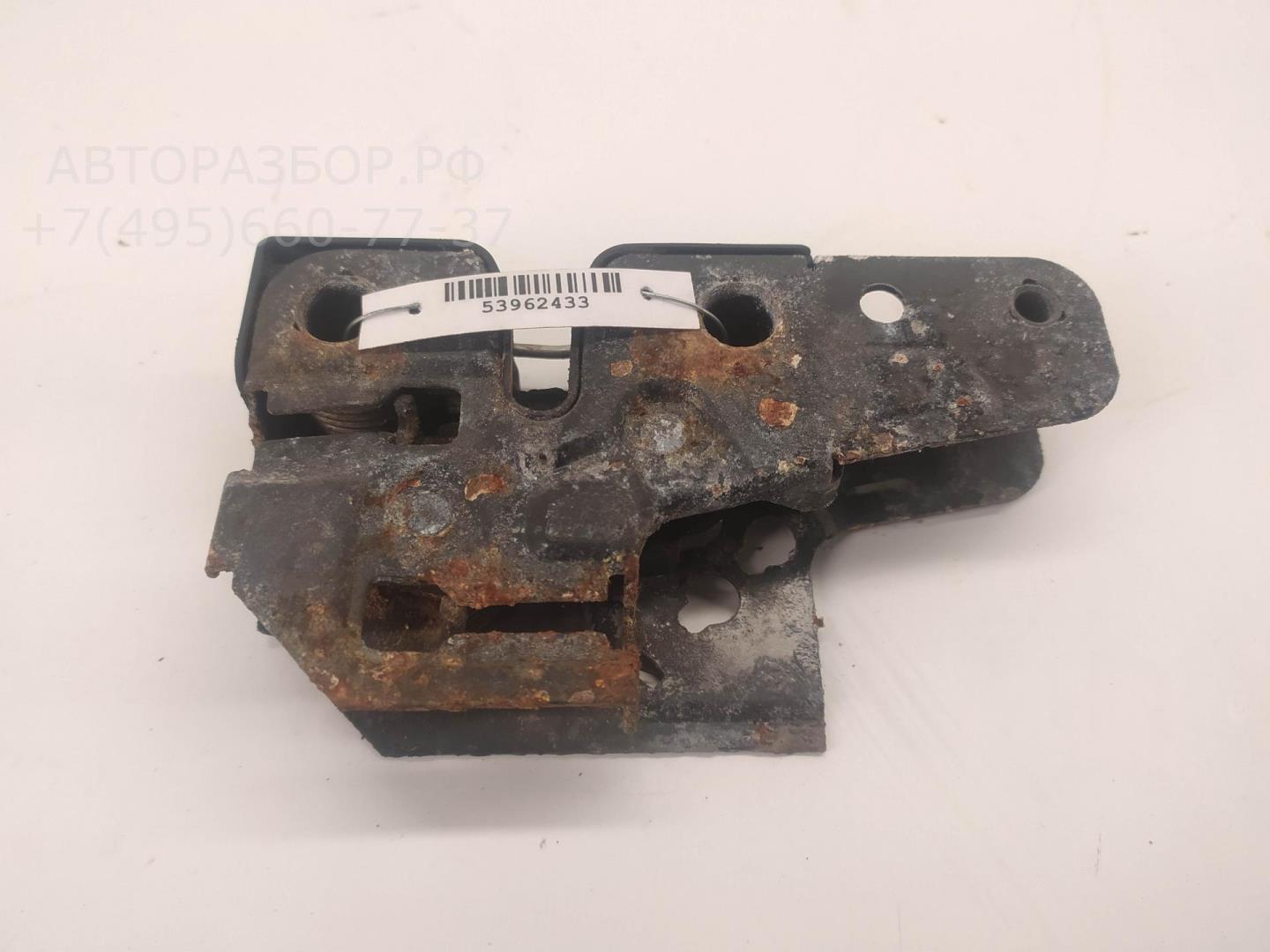 Замок капота