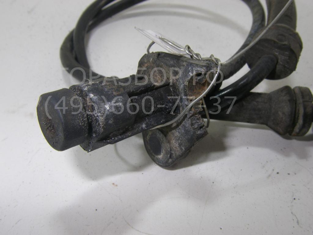 Датчик ABS передний