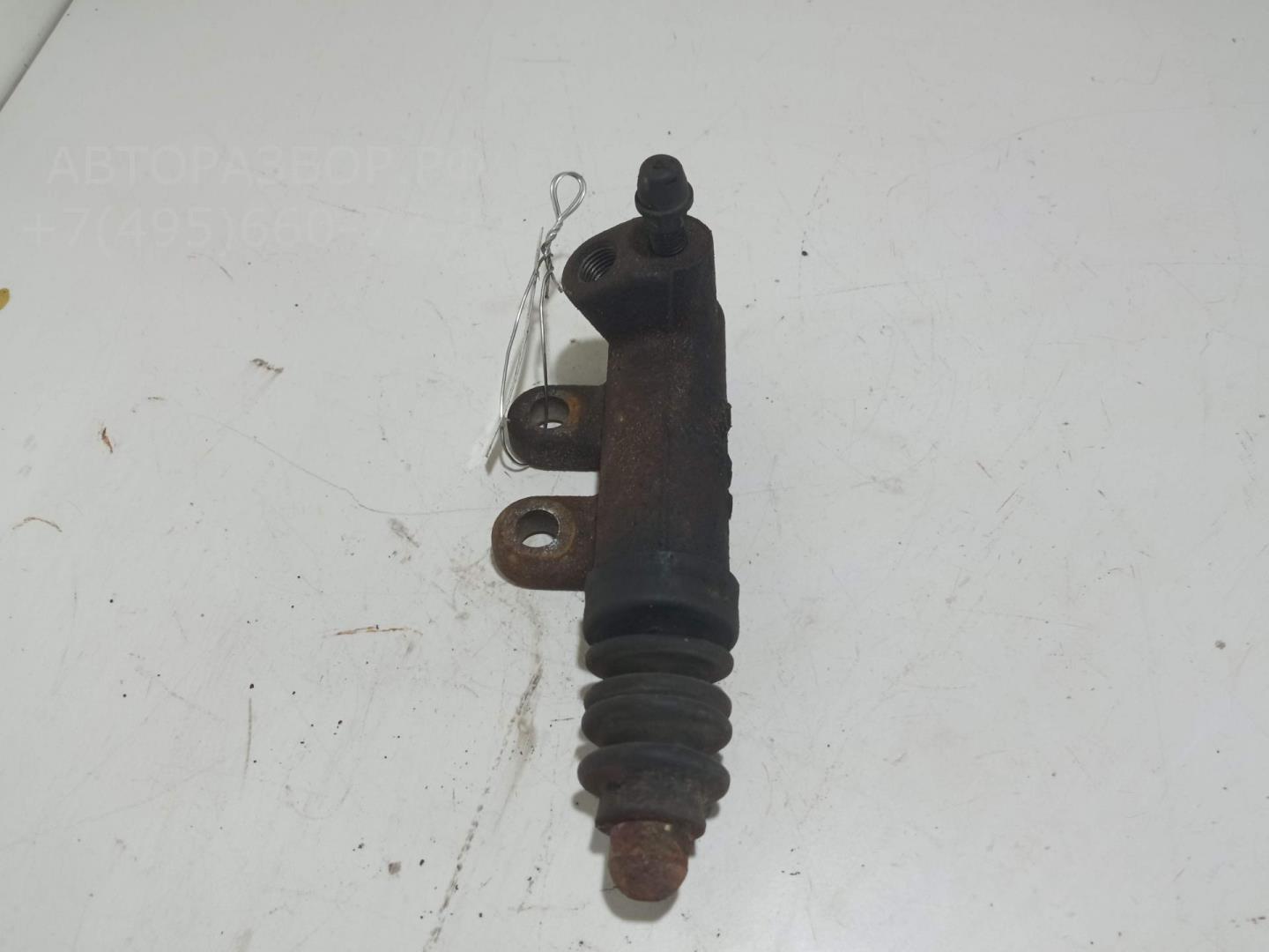 Цилиндр сцепления рабочий