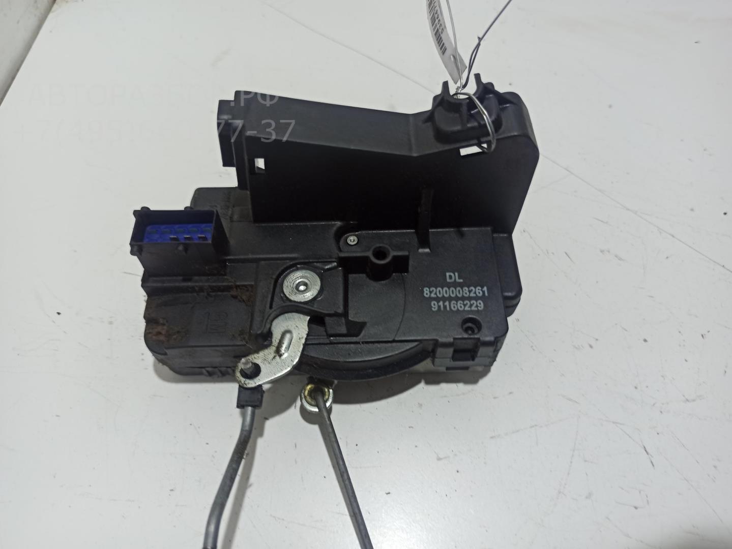 Замок двери передней правой