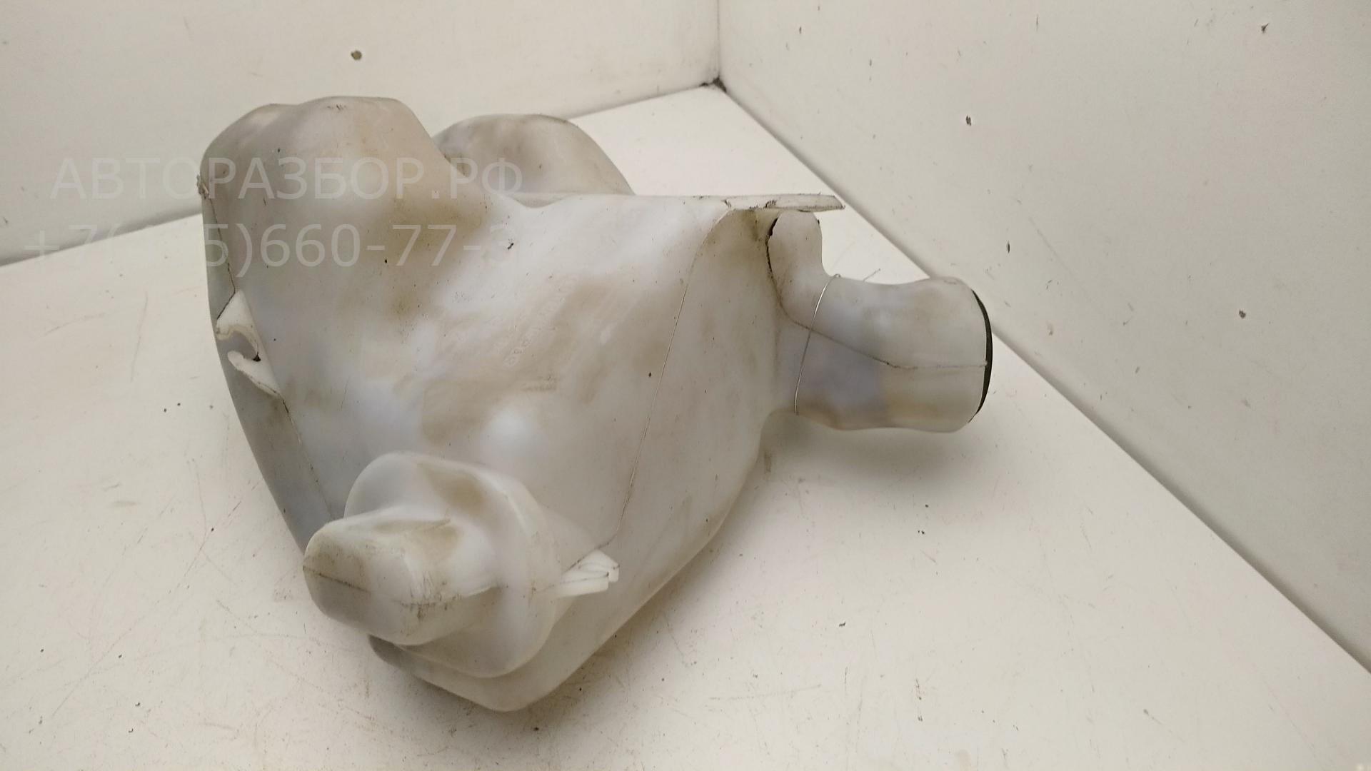 Бачок омывателя лобового стекла