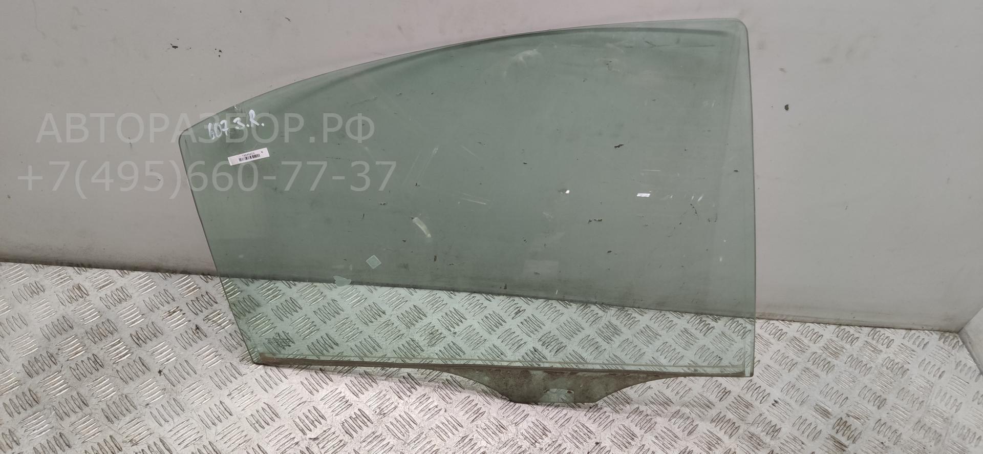 Стекло двери задней правой