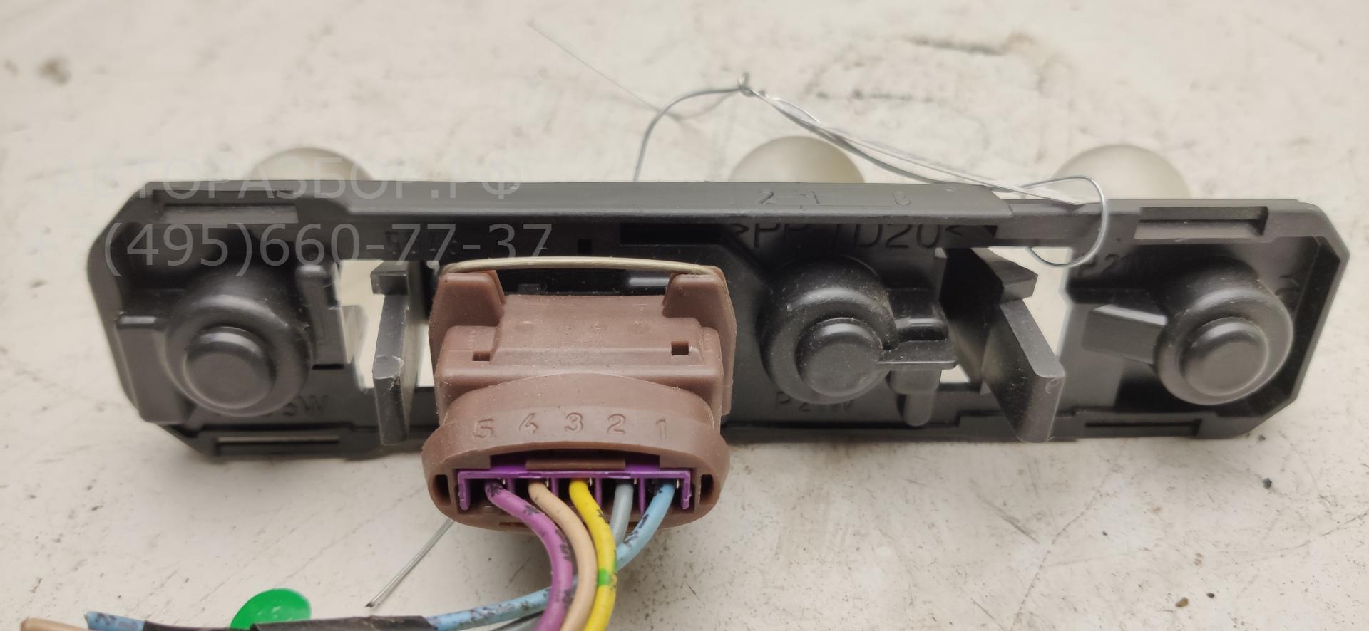 Плата заднего фонаря правого