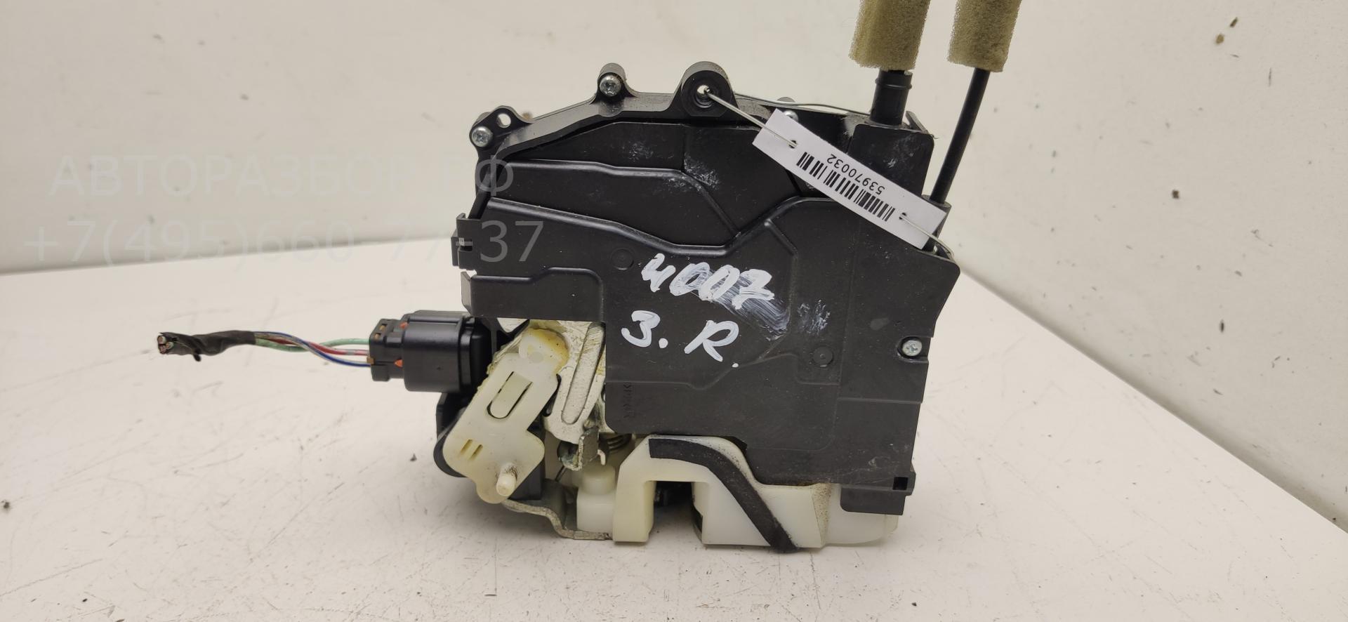 Замок двери задней правой