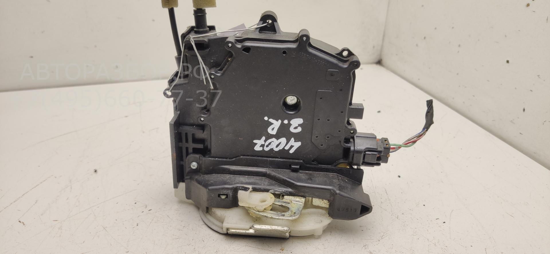 Замок двери задней правой